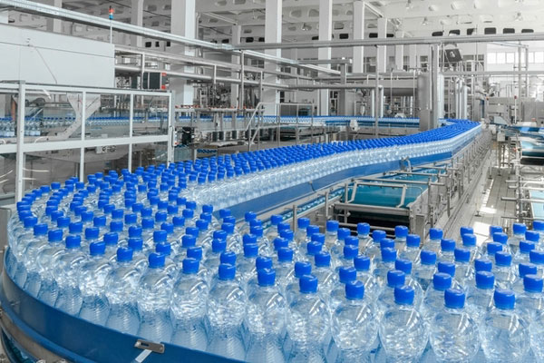 Потребление бутилированной воды быстро растет