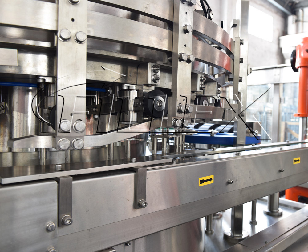 жестяная банка